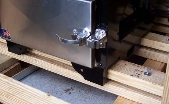 backwoods chubby bolted on shipping crate backwoods chubby bolted on shipping crate